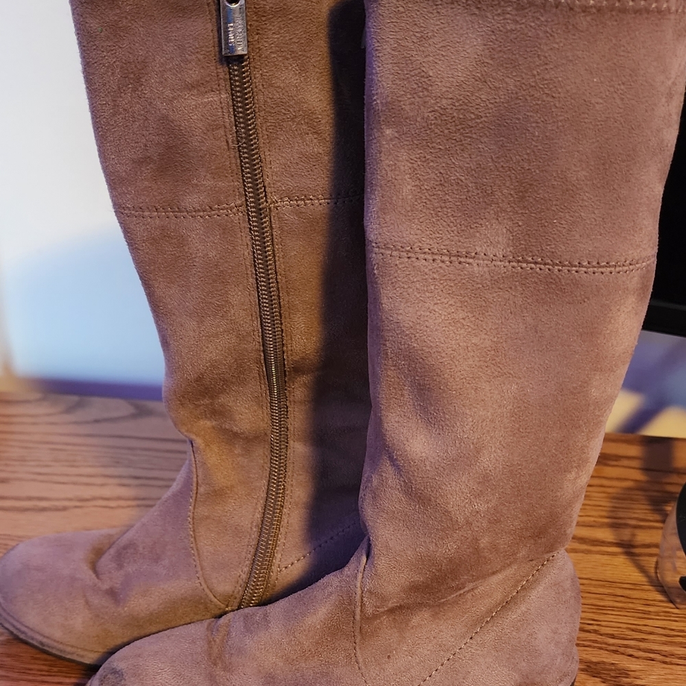 Stuart Weitzman Suede Boots
